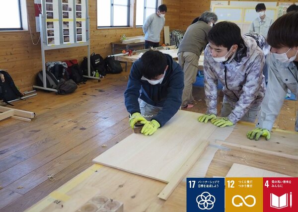 群馬県立農林大学校の生徒さんが当組合にて木工作業実習を行いました。